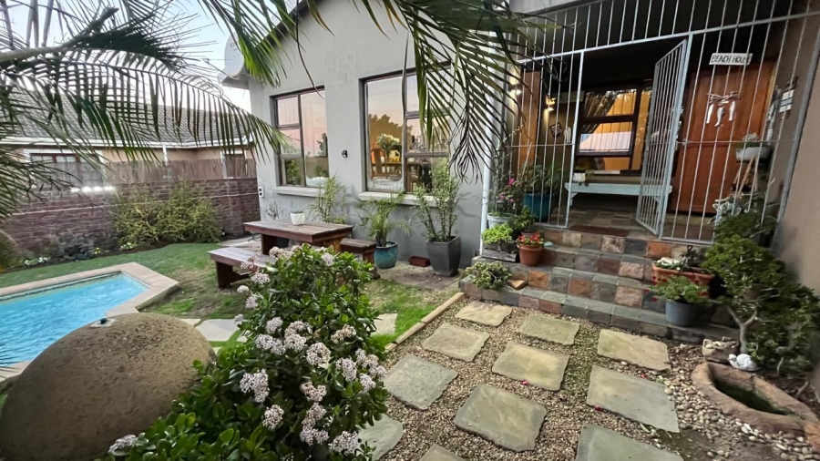 3 Bedroom Property for Sale in Noorsekloof Eastern Cape